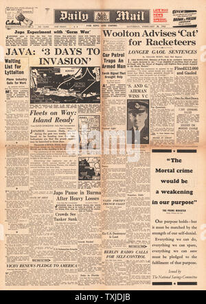 1942 front page Daily Mail battaglia per Java Foto Stock