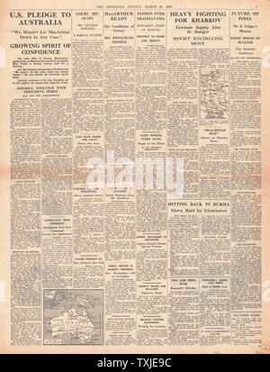 1942 Pagina 5 l'osservatore Generale MacArthur rende il pegno in Australia e la battaglia di Kharkov Foto Stock