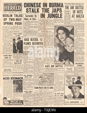 1942 front page Daily Herald esercito cinese nella battaglia per la Birmania Foto Stock