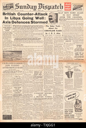 1942 front page domenica spedizione battaglia per la Libia, RAF bombardamenti sull' Europa occidentale Foto Stock