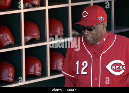 Cincinnati Reds manager impolverata Baker prima del loro gioco 5 NL divisionale gioco di spareggio contro i San Francisco Giants al Great American Ball Park a Cincinnati, OH, il 11 ottobre 2012. UPI/Mark Cowan Foto Stock