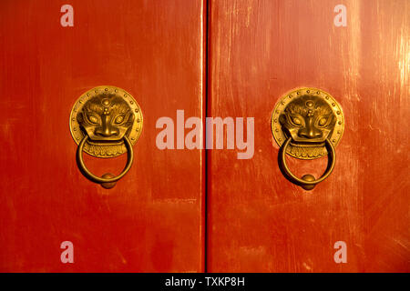 Porta Rossa, Golden Door fibbia. Foto Stock