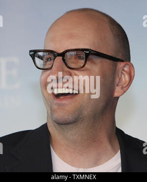 Regista Steven Soderbergh arriva a un photocall per il film 'L'informatore!' durante la trentacinquesima American Film Festival di Deauville a Deauville, Francia il 9 settembre 2009. UPI/David Silpa Foto Stock