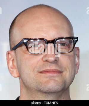 Regista Steven Soderbergh arriva a un photocall per il film 'L'informatore!' durante la trentacinquesima American Film Festival di Deauville a Deauville, Francia il 9 settembre 2009. UPI/David Silpa Foto Stock