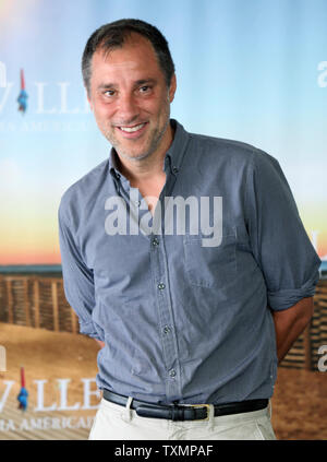 Eric Mendelsohn arriva a un photocall per il film "3 cortili' durante la trentaseiesima American Film Festival di Deauville a Deauville, Francia il 7 settembre 2010. UPI/David Silpa Foto Stock