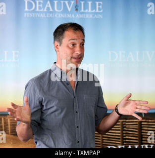 Eric Mendelsohn arriva a un photocall per il film "3 cortili' durante la trentaseiesima American Film Festival di Deauville a Deauville, Francia il 7 settembre 2010. UPI/David Silpa Foto Stock