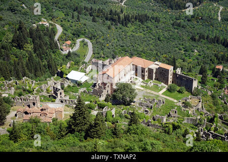 Mistra, Grecia circa il maggio 2019 Grande Palazzo e rovine Foto Stock