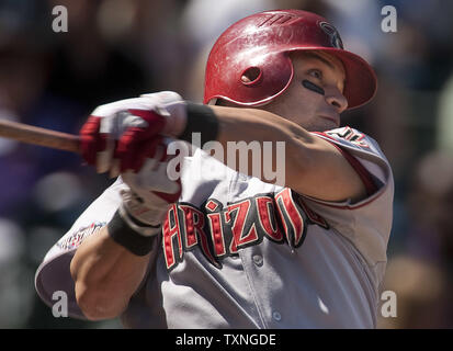 Arizona Diamondbacks sinistra fielder Gerardo Parra pipistrelli contro il Colorado Rockies al Coors Field il 5 settembre 2011 a Denver. Lega Nazionale divisione Ovest leader Arizona cercare di allargare il proprio margine contro il Colorado. UPI/Gary Caskey C. Foto Stock