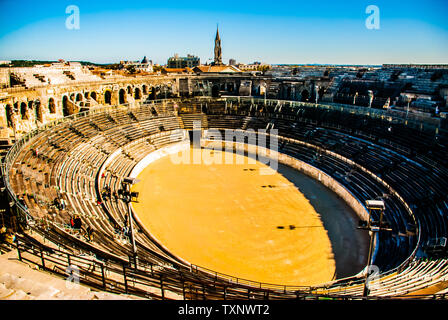 Vista panoramica di Nimes Arena Foto Stock