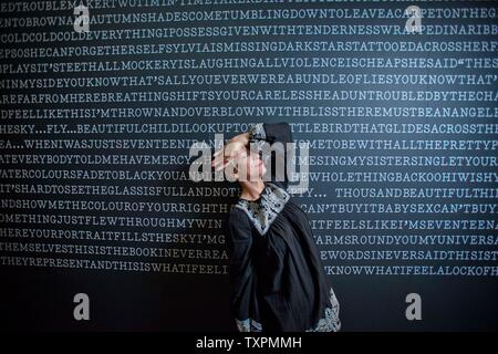 Annie Lennox si apre la mostra "Casa di Annie Lennox " Scottish National Portrait Gallery, Edimburgo, Scozia foto Copyright Chris Watt Foto Stock