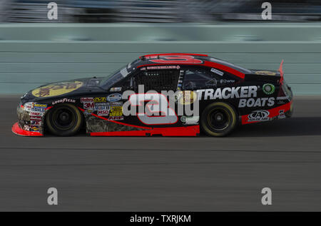 NASCAR Nationwide Series Championship contender, Austin Dillon, attualmente terzo in classifica con 1187 punti, pratiche al Homestead-Miami Speedway a Homestead, Florida il 16 novembre 2012. Unità Dillon auto # 3, Bass Pro Shops Chevrolet gareggerà nella Ford EcoBoost 300 campionato su Sabato, 17 novembre 2012 durante la Ford Championship weekend. .UPI/Joe Marino-Bill Cantrell Foto Stock