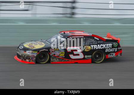 NASCAR Nationwide Series Championship contender, Austin Dillon, attualmente terzo in classifica con 1187 punti, pratiche al Homestead-Miami Speedway a Homestead, Florida il 16 novembre 2012. Unità Dillon auto # 3, Bass Pro Shops Chevrolet gareggerà nella Ford EcoBoost 300 campionato su Sabato, 17 novembre 2012 durante la Ford Championship weekend. .UPI/Joe Marino-Bill Cantrell Foto Stock