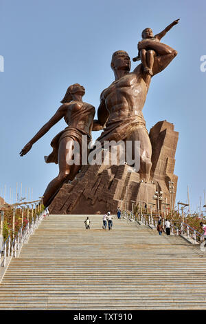 Le Monument de la Renaissance Africaine (African Reneissance monumento), Dakar, Senegal Africa Foto Stock