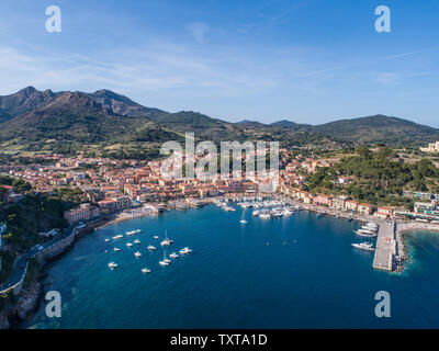 Isola d'Elba, nel villaggio di Porto Azzurro. Toscana (Italia). Foto Stock