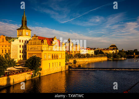 Praga citicsape visto da di ponte di Praga, capitale della Repubblica ceca Foto Stock