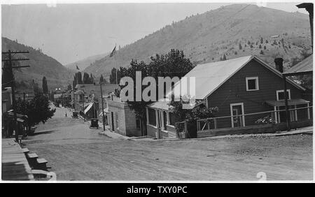 Canyon città sede della Contea di Grant Co. Oregon, Malheur foresta, 1917.; Note Generali: un tipico di stockman città. Foto Stock