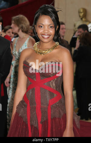 Terry Pheto del film straniero " Tsotsi' dal Sud Africa, arriva per 78annuale di Academy Awards il Kodak Theatre di Hollywood, ca., il 5 marzo 2006. (UPI foto/David Silpa) Foto Stock