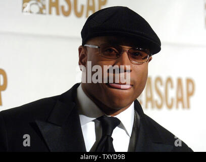 ASCAP Golden Nota Award Recipient LL Cool J arriva per il XIX annuale di ASCAP Rythm & Soul Music Awards tenutosi presso il Beverly Hilton hotel di Beverly Hills, la California il 26 giugno 2006 . (UPI Photo/ Phil McCarten) Foto Stock