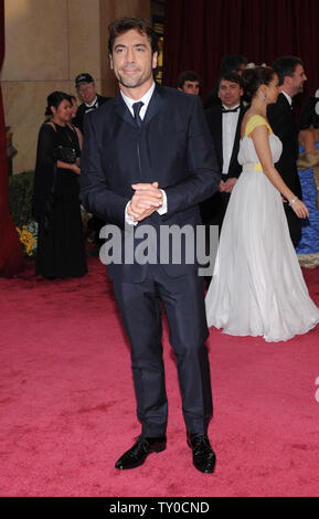 Attore spagnolo Javier Bardem arriva per l'ottantesimo annuale di Academy Awards il Kodak Theatre in Hollywood, la California il 24 febbraio 2008. (UPI foto/Jim Ruymen) Foto Stock