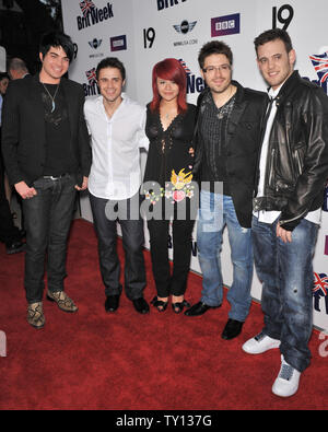 LOS ANGELES, CA. 23 aprile 2009: American Idol Top 5 finalisti Adam Lambert, Allison Iraheta, Kris Allen, Danny Gokey & Matt Giraud al lancio di BritWeek presso il British Console Generale residenza ufficiale di Los Angeles. © 2009 Paul Smith / Featureflash Foto Stock