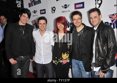 LOS ANGELES, CA. 23 aprile 2009: American Idol Top 5 finalisti Adam Lambert, Allison Iraheta, Kris Allen, Danny Gokey & Matt Giraud al lancio di BritWeek presso il British Console Generale residenza ufficiale di Los Angeles. © 2009 Paul Smith / Featureflash Foto Stock