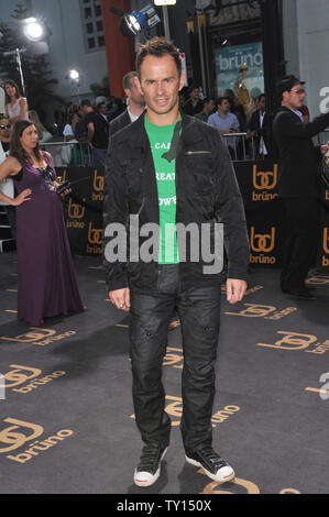 LOS ANGELES, CA. Giugno 25, 2009: Greg Ellis presso il Los Angeles premiere di 'BrŸno' a Grauman's Chinese Theater di Hollywood. © 2009 Paul Smith / Featureflash Foto Stock