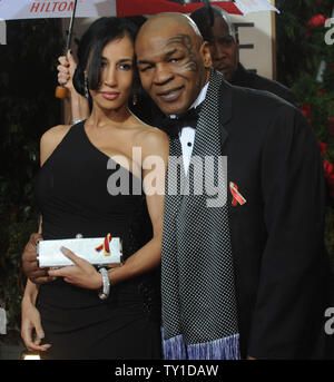 Mike Tyson e gli ospiti arrivano al 67th Annuale di Golden Globe Awards presso il Beverly Hilton on gennaio 17, 2010 a Beverly Hills, la California. UPI /Jim Ruymen Foto Stock