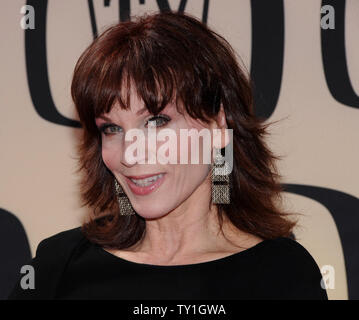 L'attrice Marilu Hennerici assiste l'ottava edizione del TV Land Awards di Sony Studios di Culver City, la California il 17 aprile 2010. UPI/Jim Ruymen Foto Stock