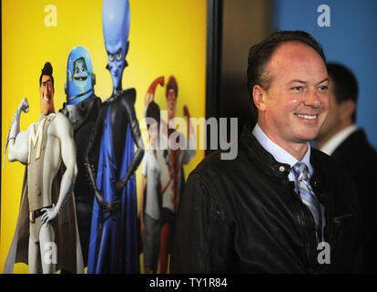 Il direttore della Dreamworks film animato 'Megamind', Tom McGrath, frequenta la premiere nella sezione di Hollywood di Los Angeles il 30 ottobre 2010. UPI/Fil McCarten Foto Stock