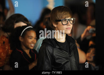 Il cantante Justin Bieber assiste la premiere della Dreamworks film animato 'Megamind' nella sezione di Hollywood di Los Angeles il 30 ottobre 2010. UPI/Fil McCarten Foto Stock