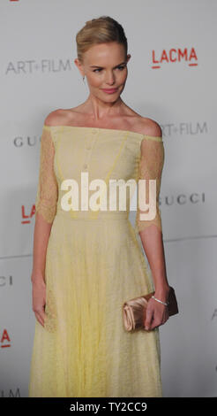 L'attrice Kate Bosworth assiste il LACMA Art + Film gala in onore di Clint Eastwood e John Baldessari presso il Los Angeles County Museum of Art di Los Angeles il 5 novembre 2011. UPI/Jim Ruymen Foto Stock