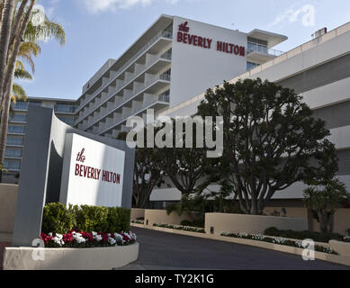 Il Beverly Hilton Hotel è tranquillo il giorno dopo il Grammy Award-winning R&B cantante ed attrice Whitney Houston è morto nella sua stanza vi alla vigilia del 54th Annual Grammy Awards in Beverly Hills, la California il 12 febbraio 2012. Houston morto 11 febbraio è stato programmato per eseguire a Clive Davis pre-Grammy party più tardi la sera in hotel e alla domenica il Grammy Awards. UPI/Terry Schmitt Foto Stock