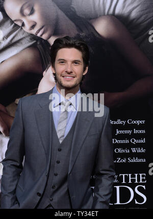 Ben Barnes, un membro del cast in motion picture il dramma romantico " le parole ", assiste la premiere del film al Arclight Glossari Affini Cupola della sezione di Hollywood di Los Angeles il 4 agosto 2012. UPI/Jim Ruymen Foto Stock