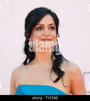 L'attrice Archie Panjabi arriva per il 64esimo Primetime Emmy presso il Nokia Theatre di Los Angeles il 23 settembre 2012. UPI/Danny Moloshok Foto Stock