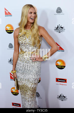 L'attrice Elle Macpherson, Richard Wilkins partecipa al G'Day USA Los Angeles gala a JW Marriott a Los Angeles il 12 gennaio 2013. UPI/Jim Ruymen Foto Stock