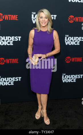 New York, NY - Giugno 24, 2019: Deborah Norville assiste Showtime network premiere del livello più alto la voce al teatro di Parigi Foto Stock