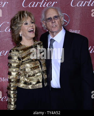 Attori Jane Fonda e Bruce Dern frequentare la venticinquesima edizione del Palm Springs International Film Festival Awards Gala a Palm Springs Convention Center di Palm Springs, California il 4 gennaio 2014. UPI/Jim Ruymen Foto Stock