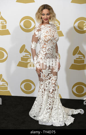 Beyonce appare dietro le quinte 56th Annual Grammy Awards a Staples Center a Los Angeles il 26 gennaio 2014. UPI/Fil McCarten Foto Stock