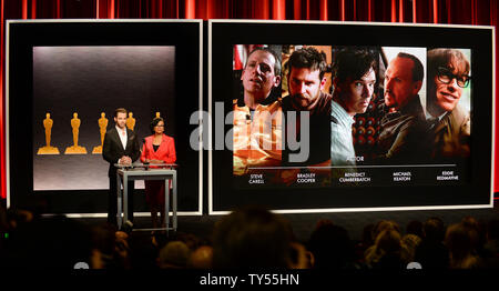 Attore Chris Pine (L) e l'Accademia delle Arti e delle scienze cinematografiche Presidente Cheryl Boone Isaacs annunciare le nomination per il migliore attore in un ruolo di primo piano al Samuel Goldwyn Theater di Beverly Hills, la California il 15 gennaio 2015. La 87th annuale di Academy Awards sarà teletrasmesso in diretta su ABC da Los Angeles february 22nd. Foto di Jim Ruymen/UPI Foto Stock