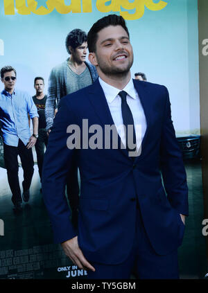 Membro del cast Jerry Ferrara assiste la premiere del motion picture commedia "entourage" al Regency Village Theater di Westwood sezione di Los Angeles il 1 giugno 2015. Trama: star di cinema Vincent Chase, insieme con i suoi ragazzi Eric, tartaruga, e Johnny, sono indietro - e torna in business con super agente-girare-studio testa Ari Gold su un rischioso progetto che servirà come Vince il debutto direttoriale. Foto di Jim Ruymen/UPI Foto Stock