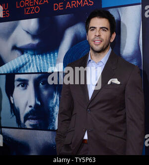 Direttore Eli Roth assiste il 'Knock Knock premiere al cinese TCL 6 nel teatro della sezione di Hollywood di Los Angeles il 7 ottobre 2015. Trama: quando un marito devoto e padre viene lasciato a casa da solo per il fine settimana, a filamento due giovani donne inaspettatamente a bussare alla sua porta per aiutare. Ciò che inizia come un gesto gentile si traduce in una pericolosa seduzione e un mortale gioco del gatto e del topo. Foto di Jim Ruymen/UPI Foto Stock