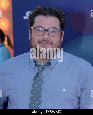 Membro del cast Bobby Moynihan, la voce di Bobby Forgetter nel animato motion picture commedia "Inside Out' assiste la premiere del film a El Capitan Theater di Hollywood sezione di Los Angeles il 8 giugno 2015. Trama: dopo il giovane Riley è sradicato dalla sua vita del Midwest e si trasferirono a San Francisco, le sue emozioni - gioia, paura, rabbia, disgusto e tristezza - conflitto sul modo migliore per spostarsi in una città nuova, la casa e la scuola. Foto di Jim Ruymen/UPI Foto Stock