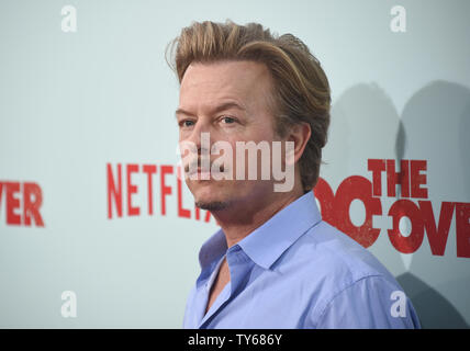Membro del cast David Spade assiste la premiere del 'Do-Over" tenutasi presso il Regal la Live a Los Angeles il 16 maggio 2016. Foto di Phil McCarten/UPI Foto Stock