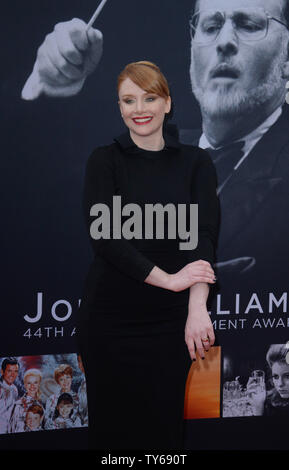 L'attrice Bryce Dallas Howard assiste American Film Institute's 44th Life Achievement Award gala tributo al compositore John Williams presso il Teatro Dolby nella sezione di Hollywood di Los Angeles il 9 giugno 2016. Più di sei decenni in Hollywood, Williams ha scritto alcune delle più memorabili della musica nella storia di film. Il suo 100-plus caratteristiche hanno guadagnato 50 nomination all Oscar (facendo di lui il più-nominato persona viva), vincendo cinque volte. Williams ha ricevuto anche 22 Grammy, sette BAFTAs, cinque Emmy, quattro Golden Globes, un centro Kennedy l onore e la National Medal of Arts. E poi ci sono tutti i t Foto Stock