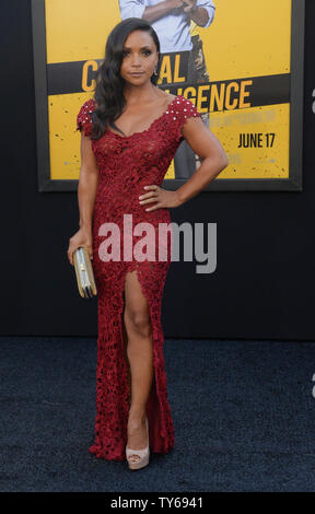 Membro del cast Danielle Nicolet assiste la premiere del motion picture comedy " Central Intelligence" al Regency Village Theater di Westwood sezione di Los Angeles il 10 giugno 2016. Storyline dopo egli riunisce con un vecchio pal attraverso Facebook, un mite educato commercialista è attirato nel mondo dello spionaggio internazionale. Foto di Jim Ruymen/UPI Foto Stock