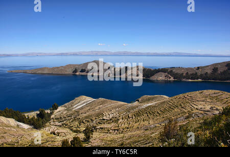 Tradizionali terrazzamenti Inca su Isla del Sol, il lago Titicaca, Bolivia Foto Stock