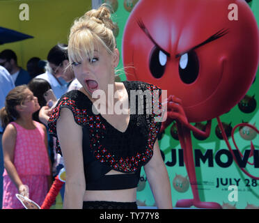 Membro del cast Anna Faris , la voce del jailbreak in movimento animato immagine commedia "Il filmato Emoji' assiste la premiere del film al Regency Village Theater di Westwood sezione di Los Angeles il 23 luglio 2017. Storyline Gene, un multi-expressional gli Emoji, si mette in cammino per diventare un normale gli Emoji. Foto di Jim Ruymen/UPI Foto Stock