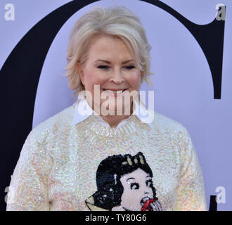 Membro del cast Candice Bergen assiste la premiere del motion picture commedia "club del libro' al Regency Village Theater di Westwood sezione di Los Angeles il 6 maggio 2018. Trama: Quattro amici per tutta la vita hanno la loro vita per sempre cambiata dopo la lettura 50 tonalità di grigio nella loro rubrica mensile club. Foto di Jim Ruymen/UPI Foto Stock