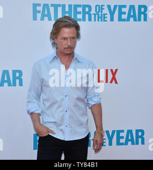 Membro del cast David Spade assiste la premiere di Netflix's Motion Picture commedia "Padre dell'Anno" presso il Cinema ArcLight Cupola della sezione di Hollywood di Los Angeles il 19 luglio 2018. Trama: quando due amici" drunken dibattito circa il cui padre avrebbe vinto in una lotta viene preso sul serio da uno dei loro padri, le cose vanno male. I lavori vengono persi, relazioni rovinate, futures distrutti e di mezza età gli uomini sono messo k.o. In questa venuta di età storia circa due neolaureati spendere un paio di settimane a casa prima di trasferirsi a New York, i nostri migliori amici venire alle prese con chi sono i loro padri r Foto Stock