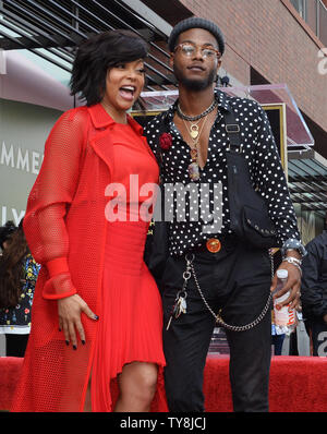 Taraji P. Henson è unita da suo figlio Marcell Johnson durante una cerimonia di inaugurazione venerandola con il 2,655th della stella sulla Hollywood Walk of Fame a Los Angeles il 28 gennaio 2019. Foto di Jim Ruymen/UPI. Foto Stock